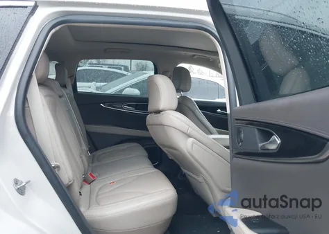 2023 Lincoln Nautilus Reserve z USA, uszkodzony, nr VIN 2LMPJ6K91PBL11844